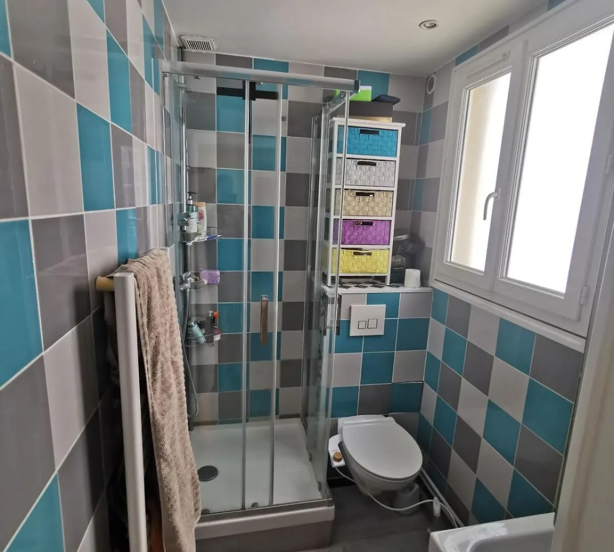 パリCharming Flat Near Gare Du Nord Stationアパートメント フランス